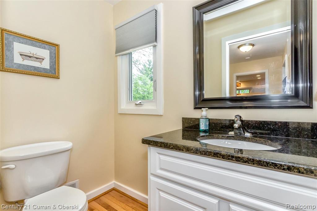 28735 Salem Road Farmington, MI 48334 - Photo 13 of 42