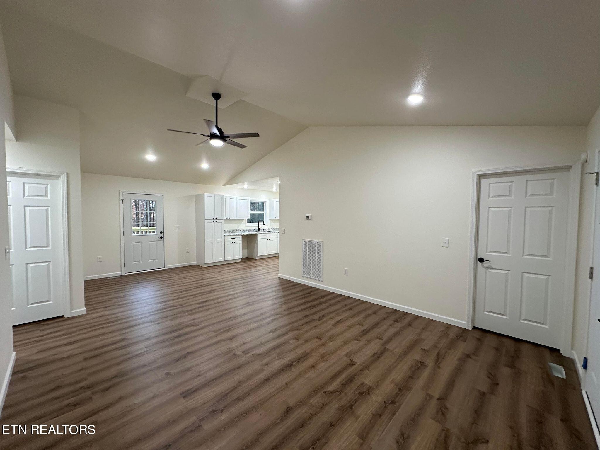 1014 Colony Road Grimsley, TN 38565 - Photo 9 of 26 Gallery Image 9