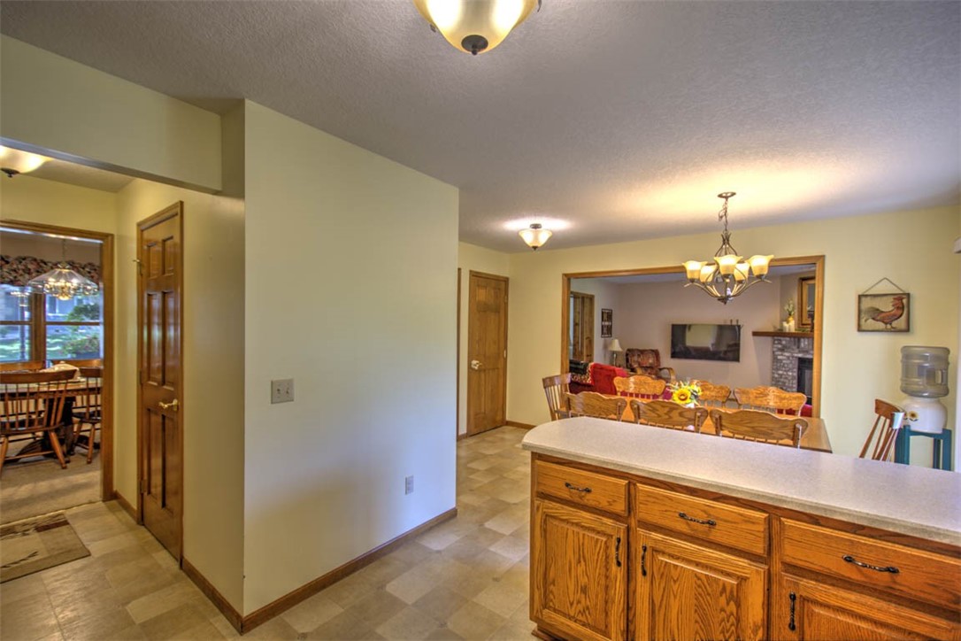3646 Pleasantview Court Decatur, IL 62526 - Photo 19 of 45
