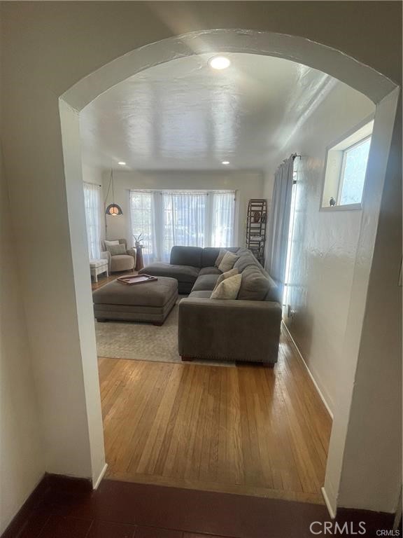 4586 Sunnyside Drive Riverside, CA 92506 - Photo 7 of 36 Arch Ways