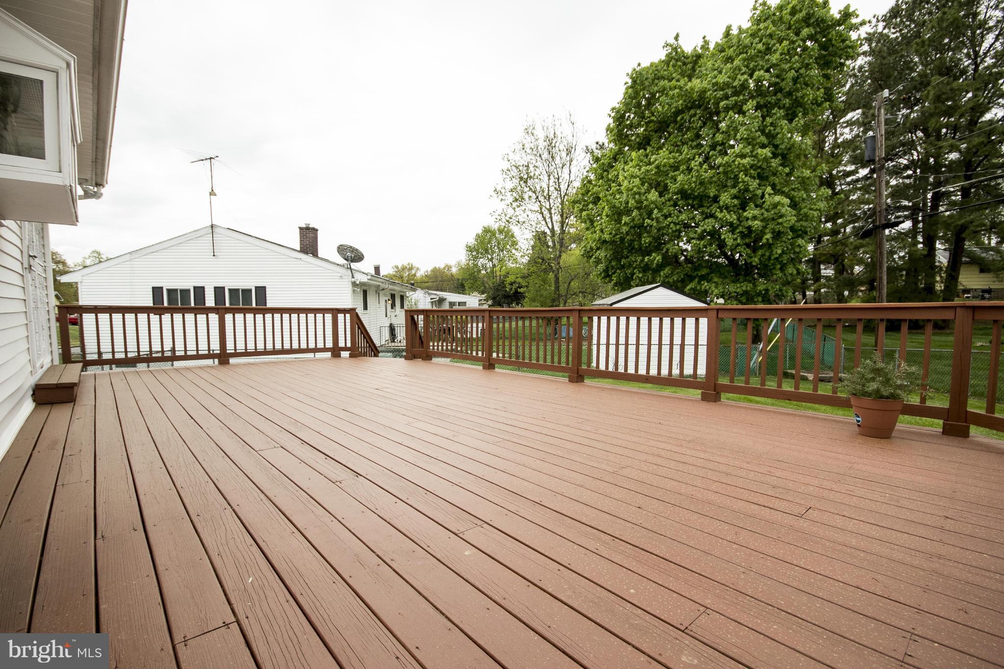 3722 Parkfield Road Windsor Mill, MD 21244 - Photo 23 of 25 Exterior Rear Deck
