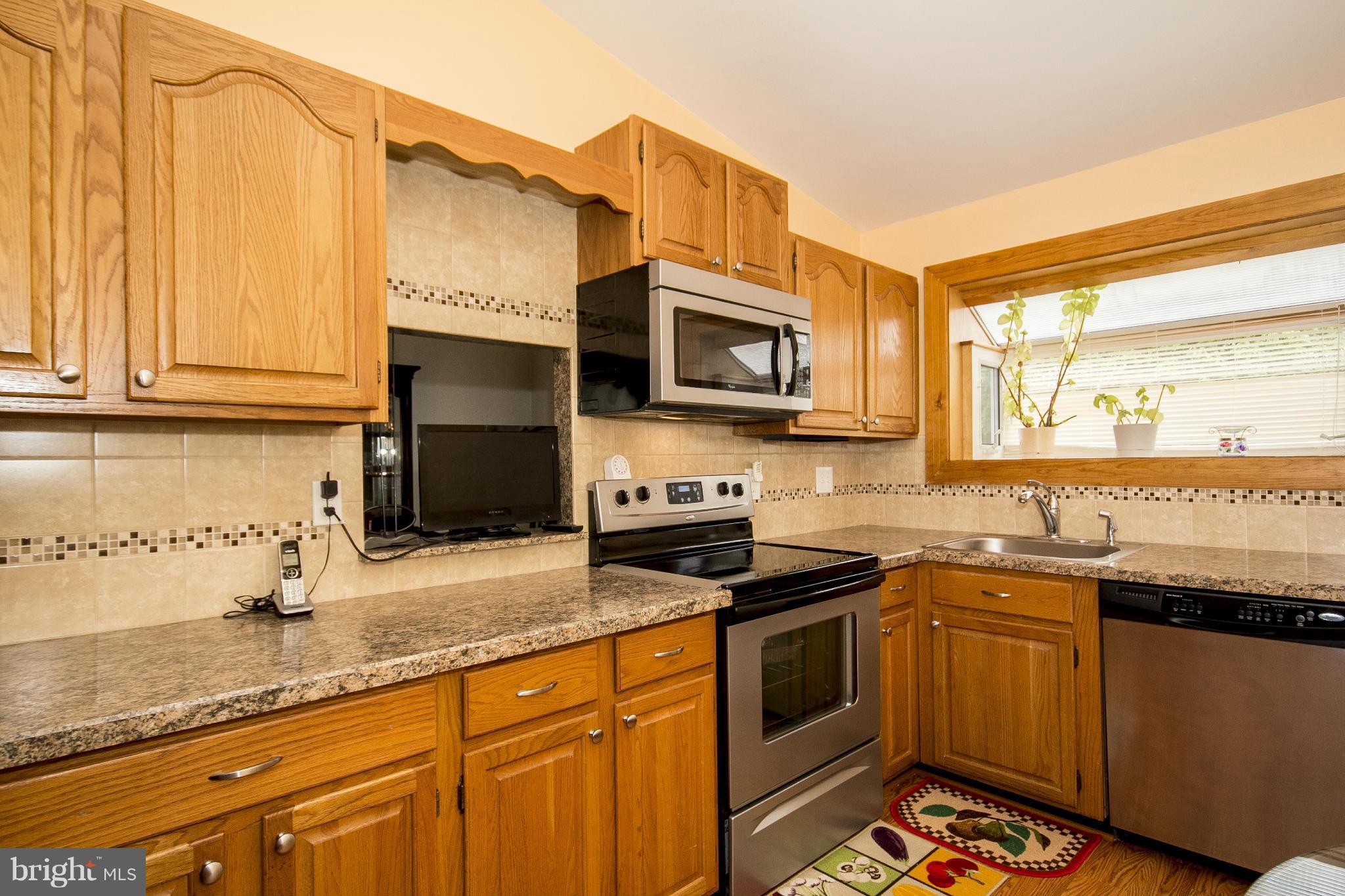 3722 Parkfield Road Windsor Mill, MD 21244 - Photo 7 of 25 Kitchen