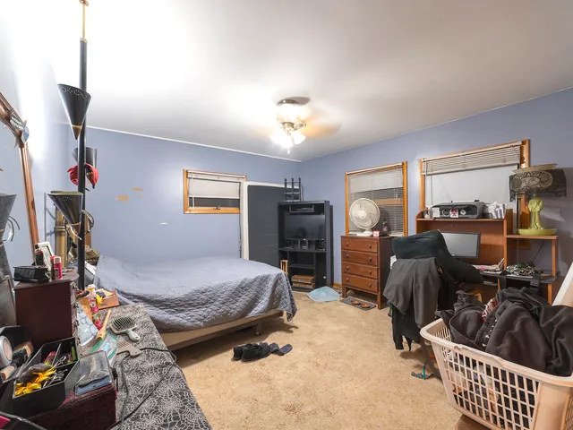 $274,900 | 20 Park Drive South, Yorkville, IL 60560