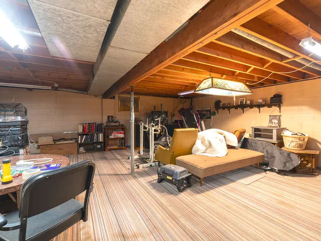 $274,900 | 20 Park Drive South, Yorkville, IL 60560