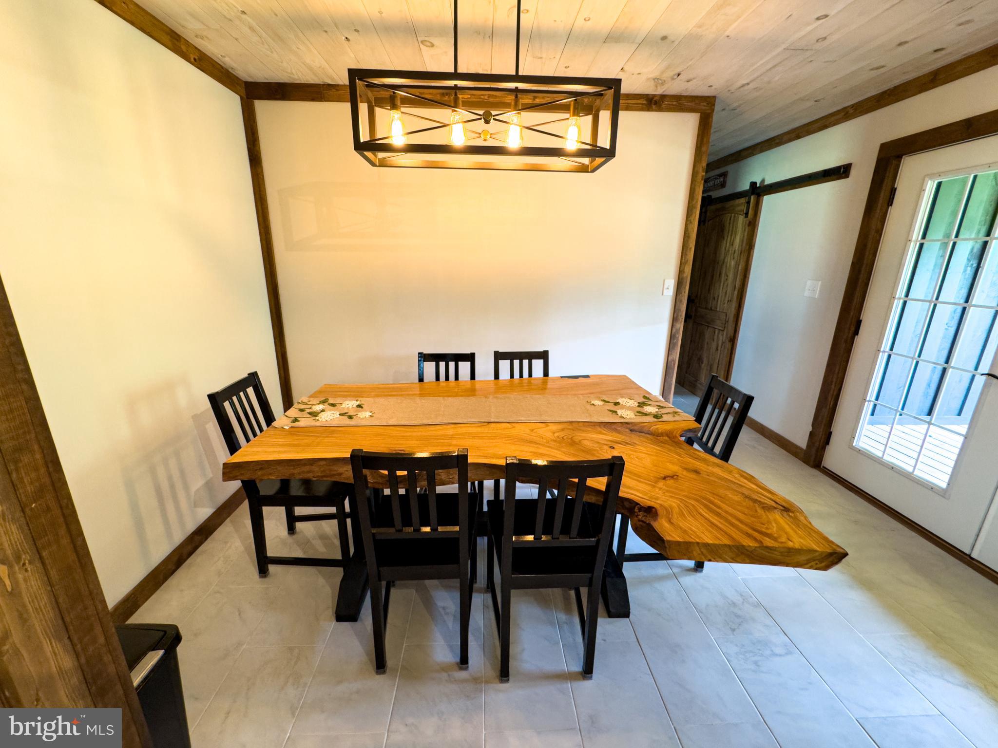 275 North Middleton Road Carlisle, PA 17013 - Photo 30 of 67 a bed sitting in a bedroom next to a window