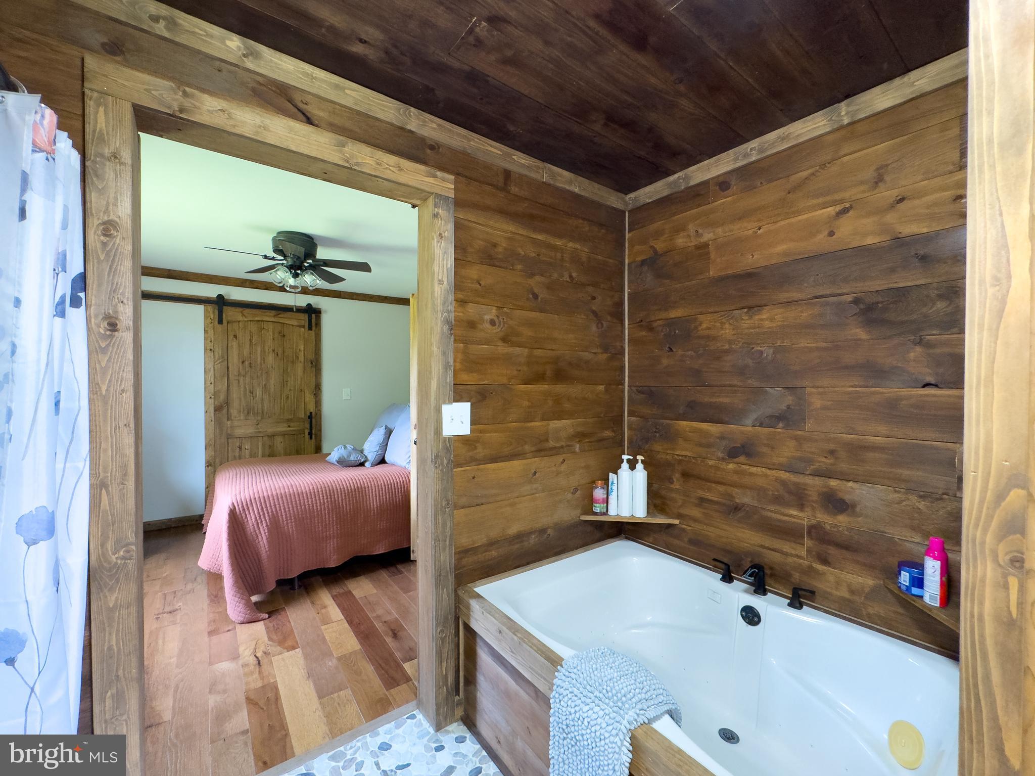 275 North Middleton Road Carlisle, PA 17013 - Photo 39 of 67 a bathroom with a tub sink and a mirror