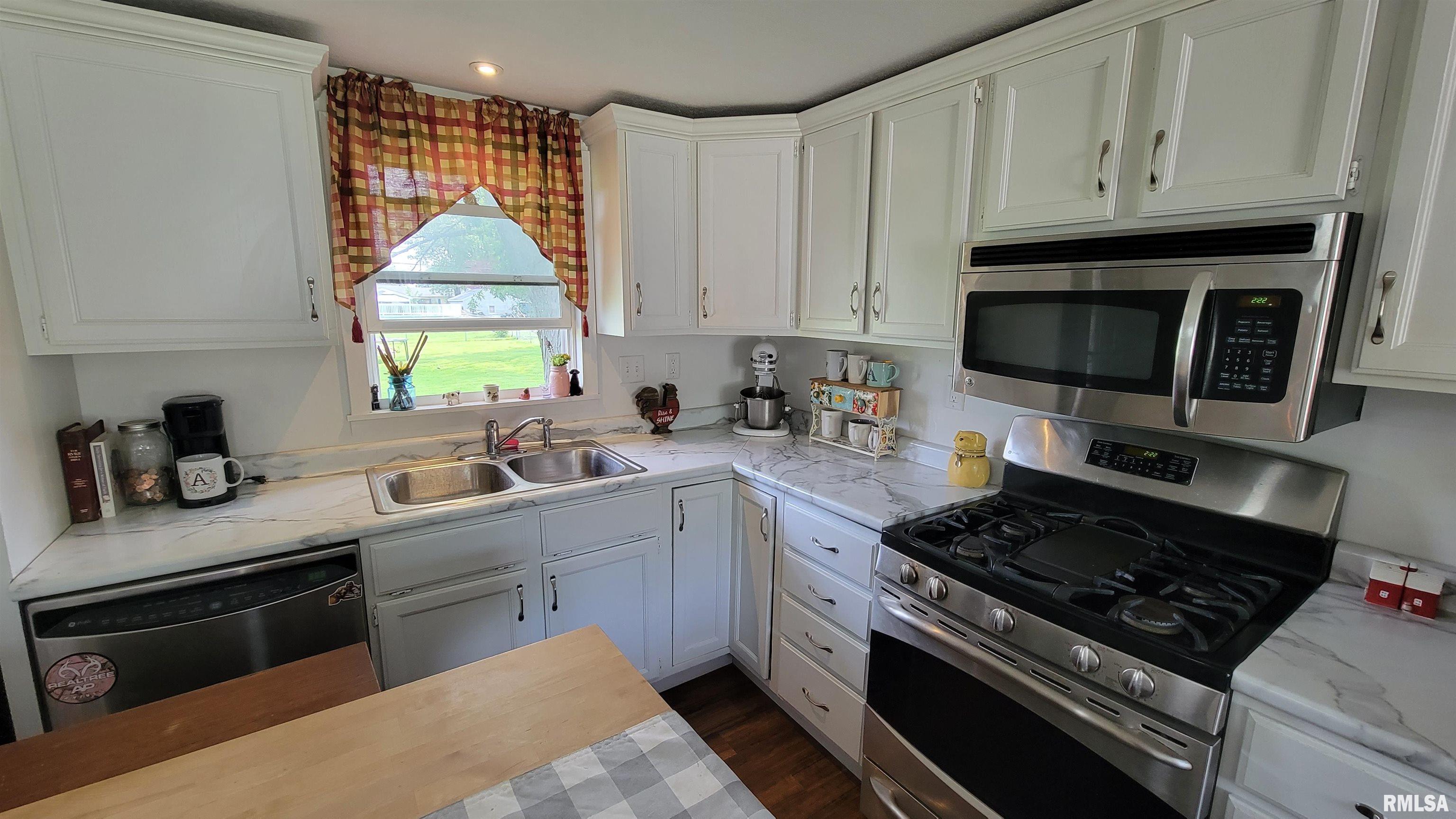 5314 West Cisna Road Peoria, IL 61607 - Photo 4 of 20