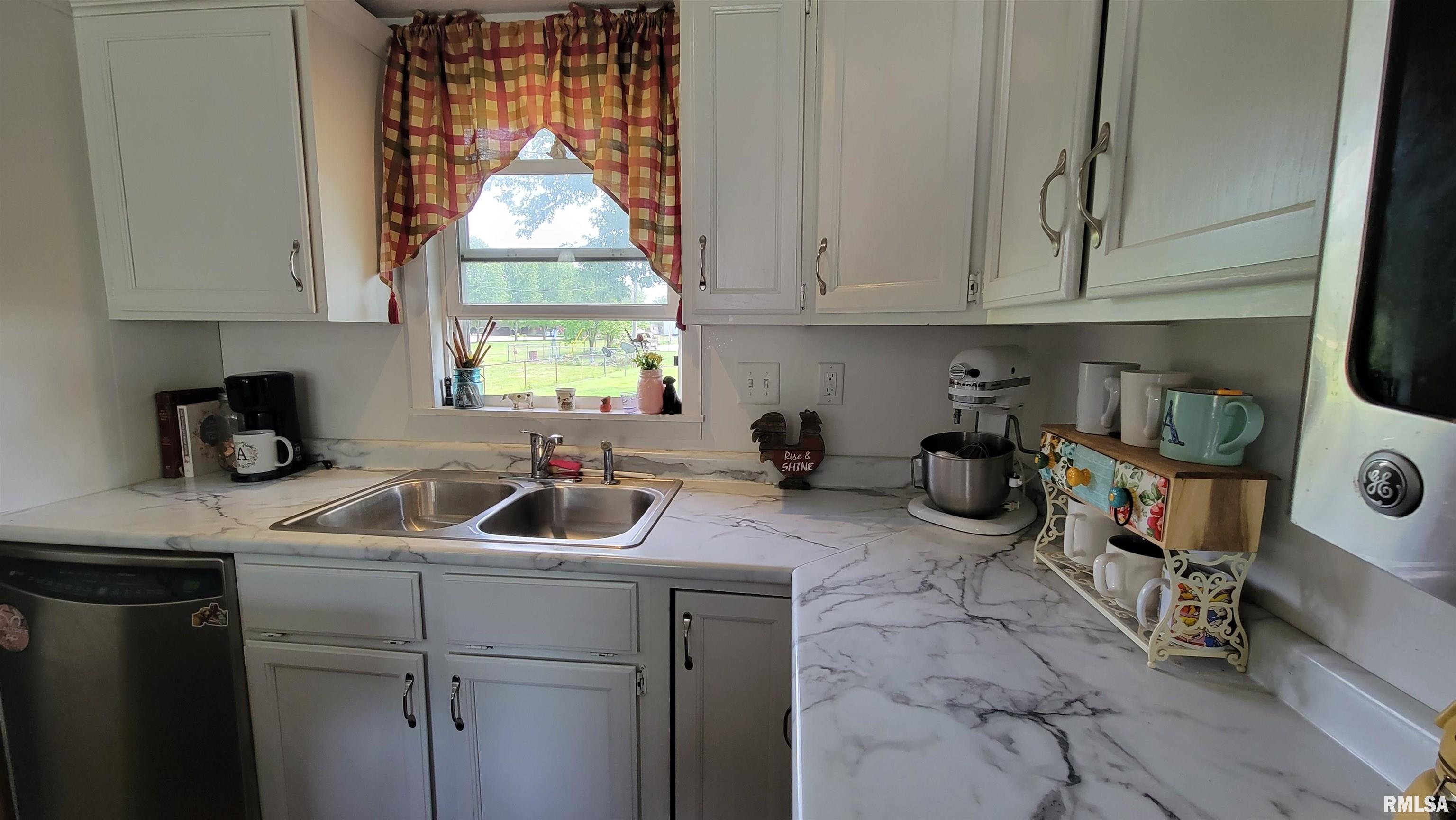 5314 West Cisna Road Peoria, IL 61607 - Photo 7 of 20