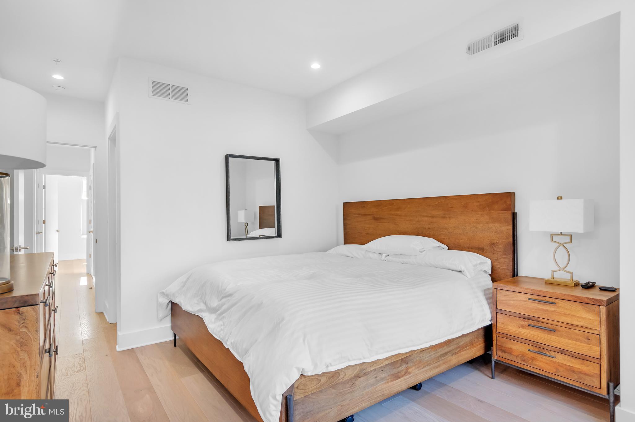 48 North 3rd Street, Unit 6 Philadelphia, PA 19106 - Photo 33 of 62