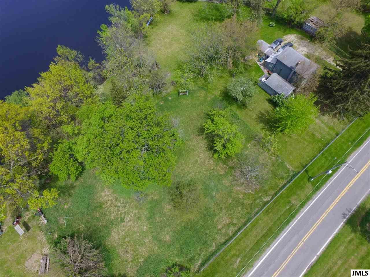 212 Case Road Brooklyn, MI 49230 - Photo 3 of 9 Photo 3
