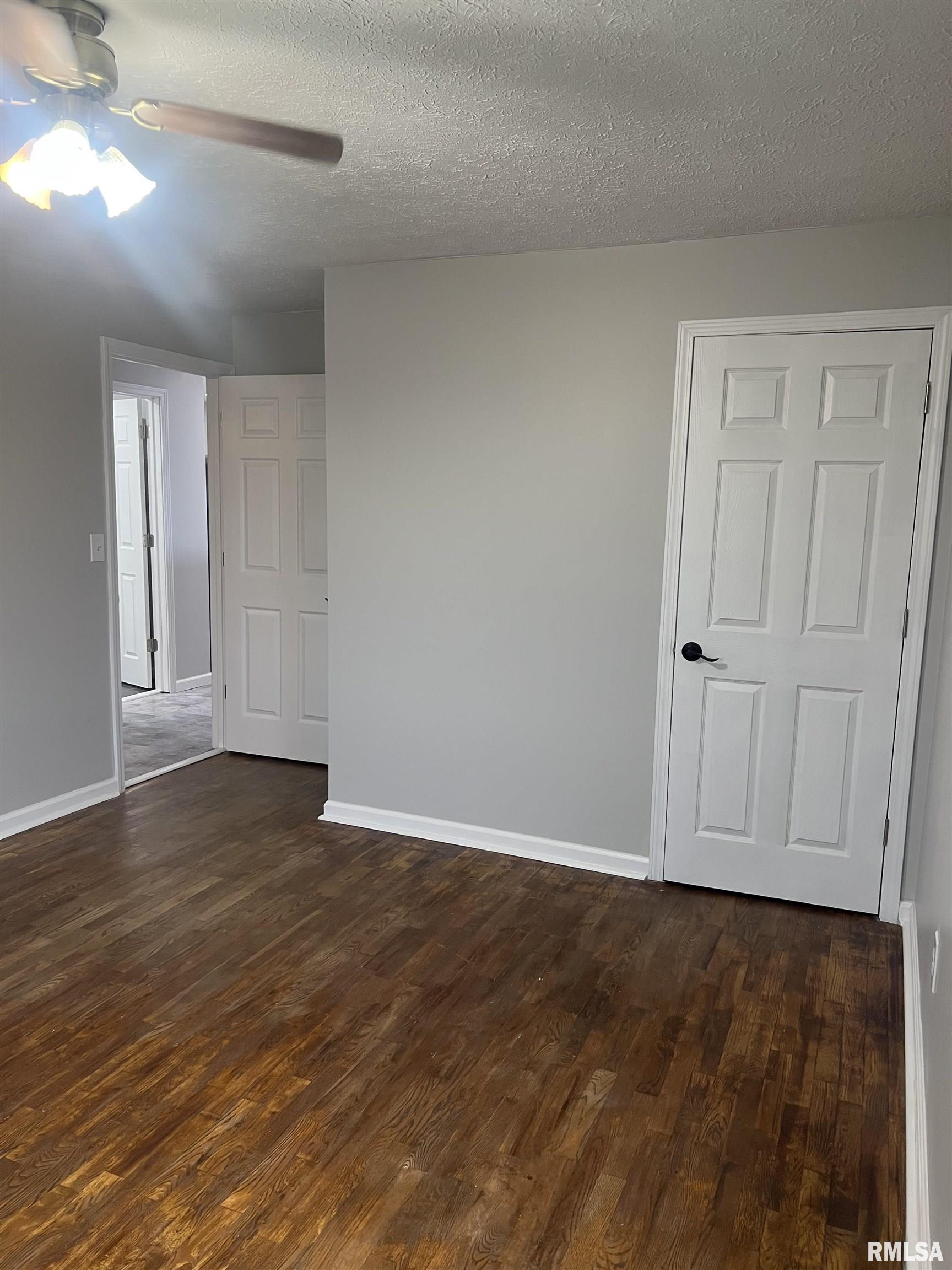 2247 Hembrough Road Jacksonville, IL 62650 - Photo 16 of 25