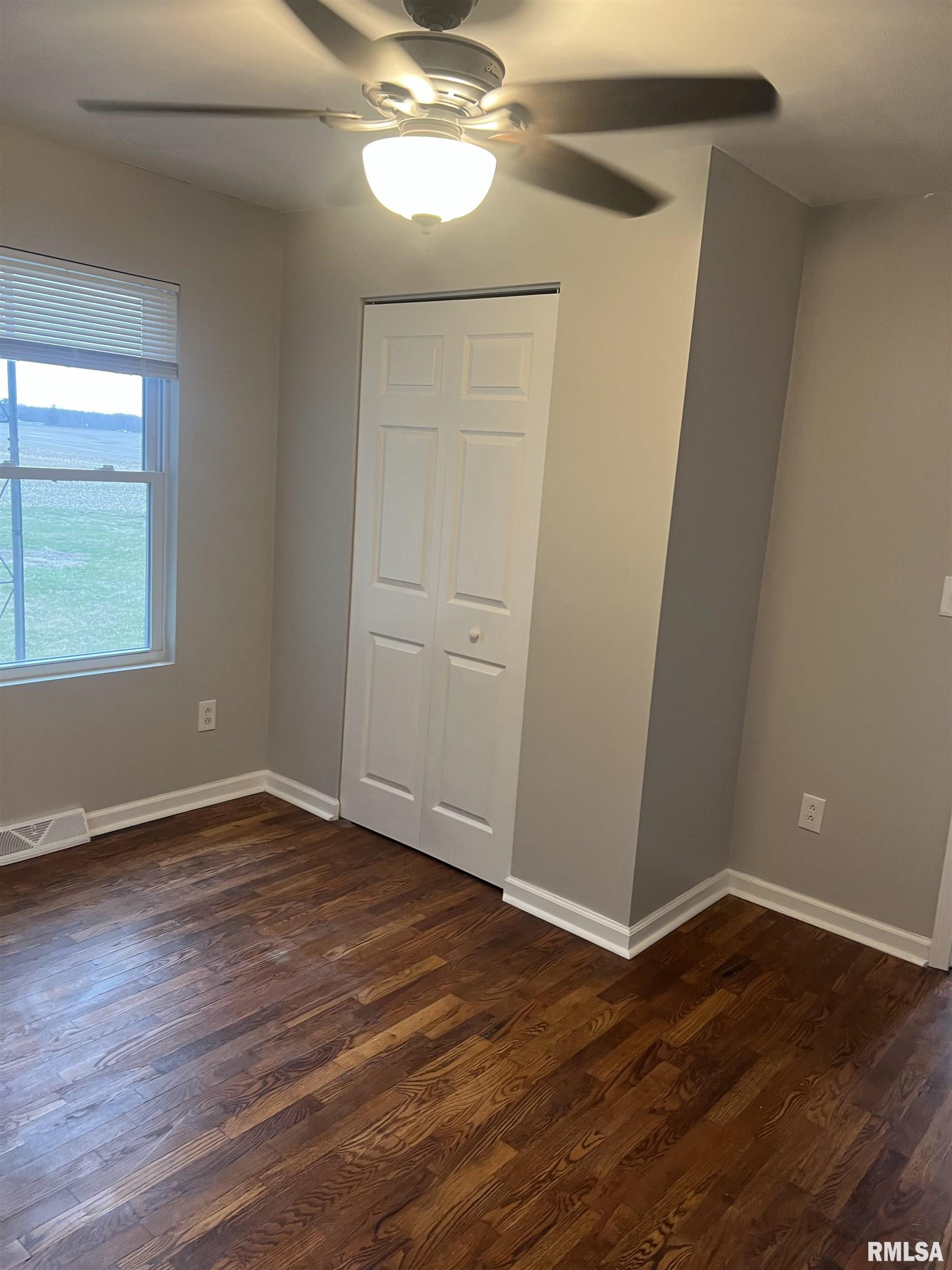 2247 Hembrough Road Jacksonville, IL 62650 - Photo 17 of 25