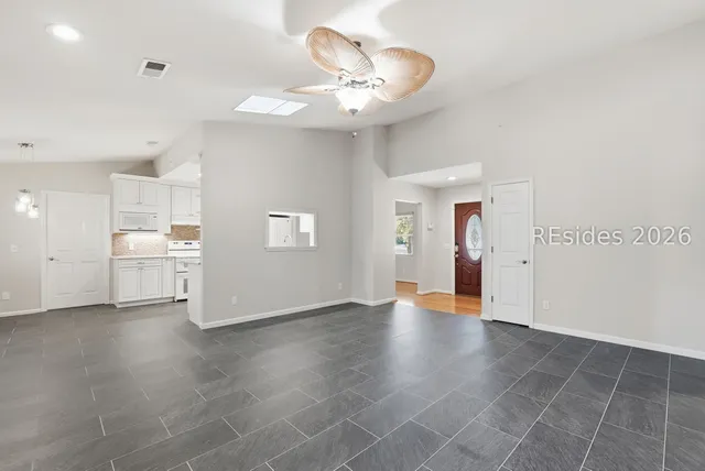 $596,695 | 30 Sugaree Drive, Bluffton, SC 29910