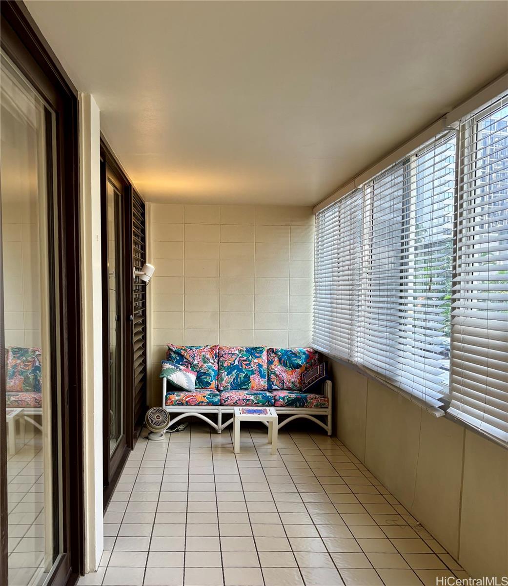425 Ena Road, Unit 206C Honolulu, HI 96815 - Photo 11 of 17