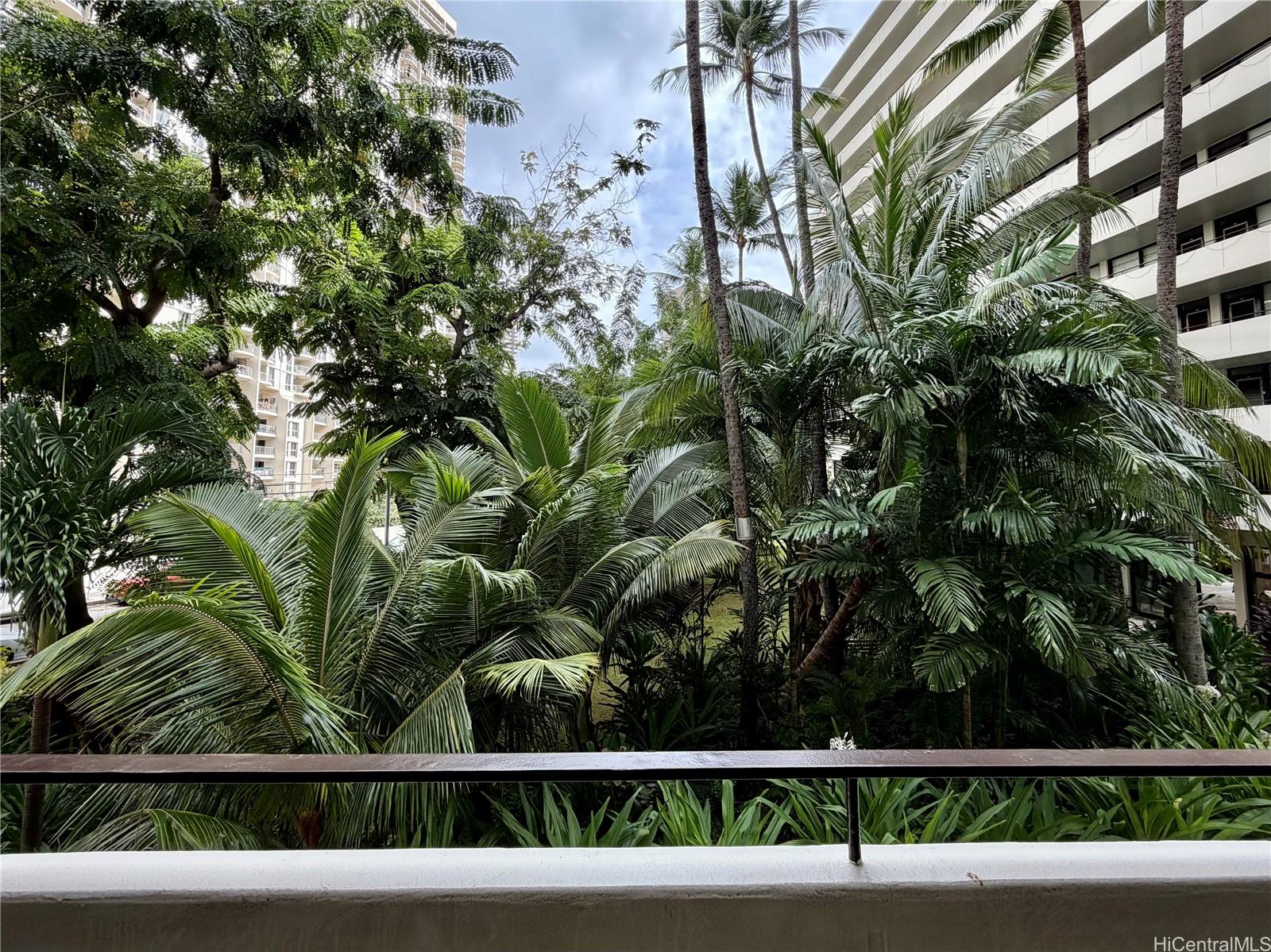 425 Ena Road, Unit 206C Honolulu, HI 96815 - Photo 13 of 17