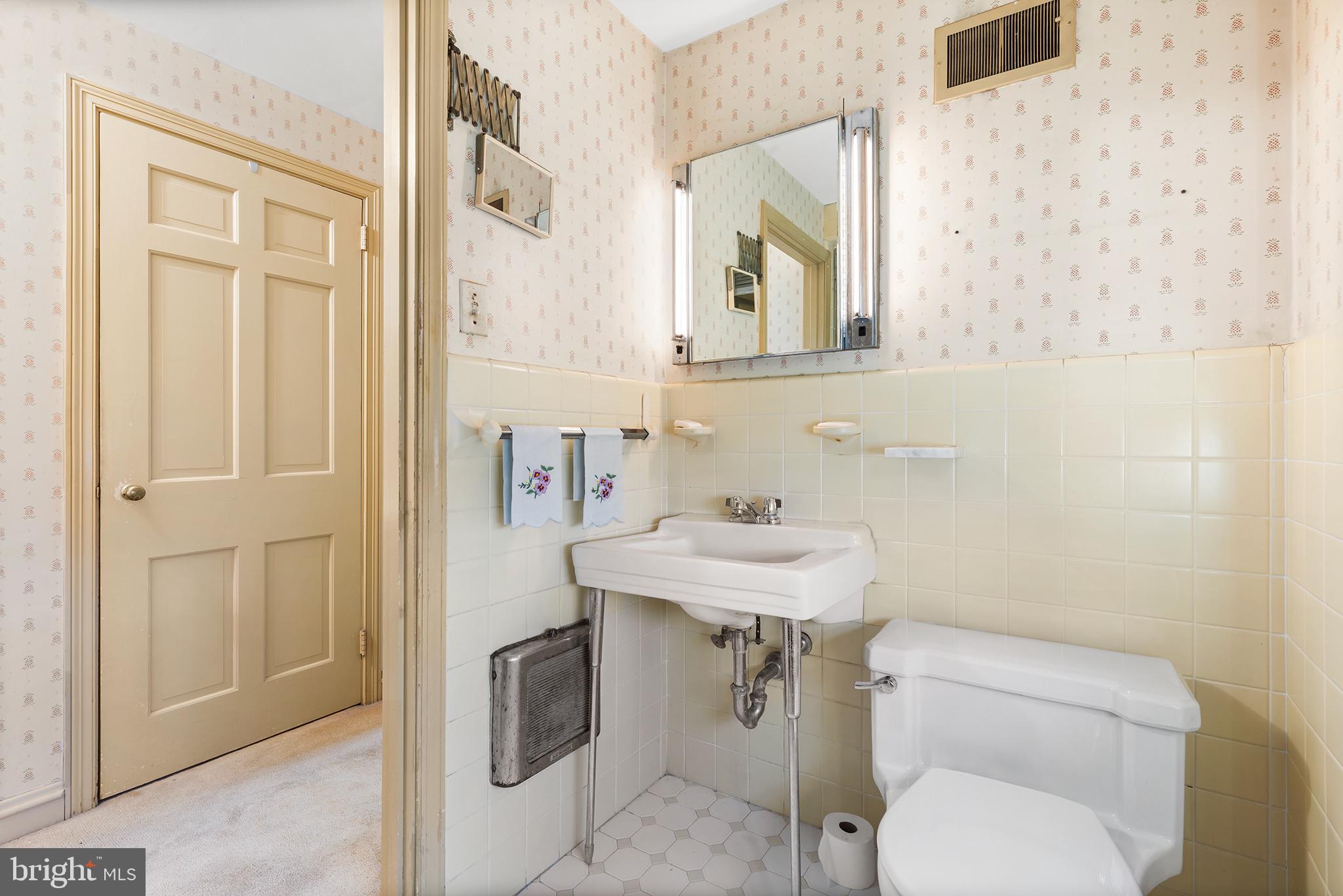 1020 Evans Road Ambler, PA 19002 - Photo 29 of 37 Primary Bath