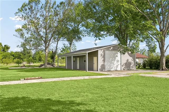 135 Lawrence Drive Luling, LA 70070 - Photo 2 of 23