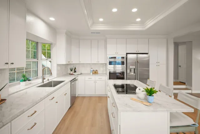 $2,200,000 | 9975 Rue Chantemar, San Diego, CA 92131