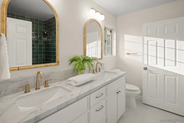 $2,200,000 | 9975 Rue Chantemar, San Diego, CA 92131