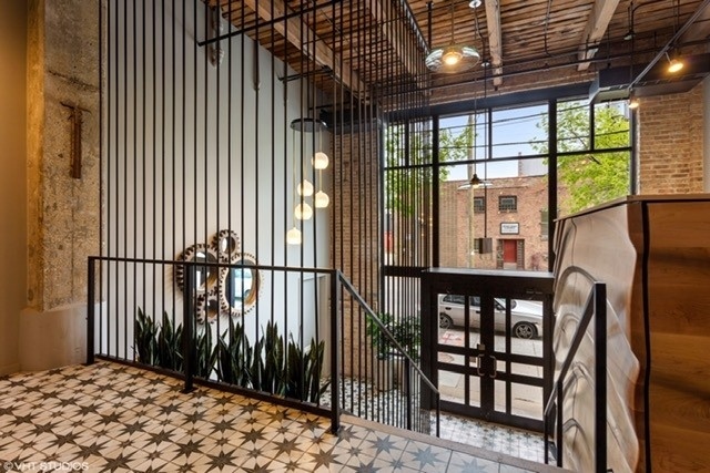 215 North Aberdeen Street, Unit 311A Chicago, IL 60607 - Photo 3 of 18