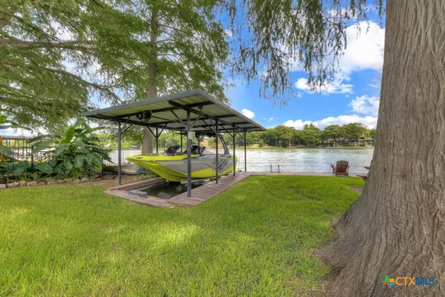 $1,194,999 | 1321 East Zipp Road, New Braunfels, TX 78130