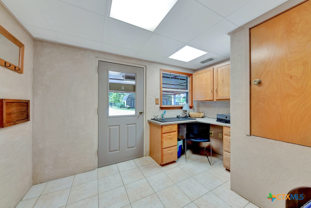 1321 East Zipp Road New Braunfels, TX 78130 - Photo 13 of 48