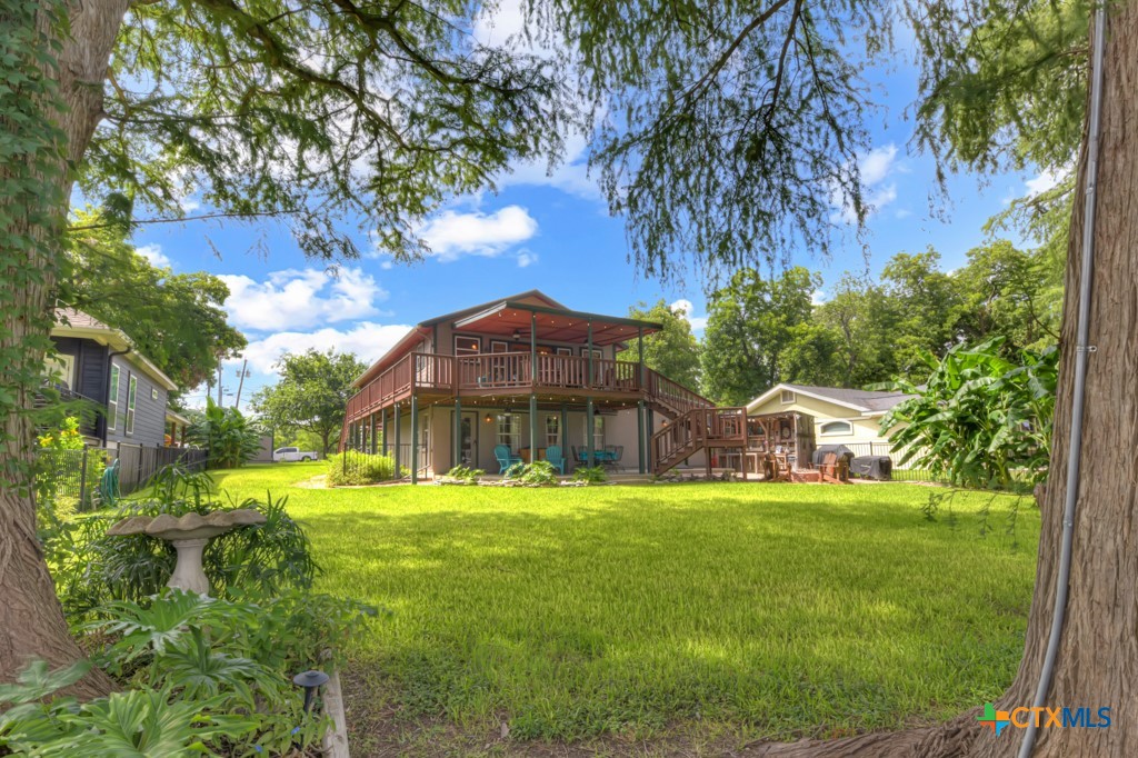 1321 East Zipp Road New Braunfels, TX 78130 - Photo 3 of 48