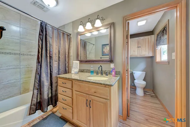 $1,194,999 | 1321 East Zipp Road, New Braunfels, TX 78130