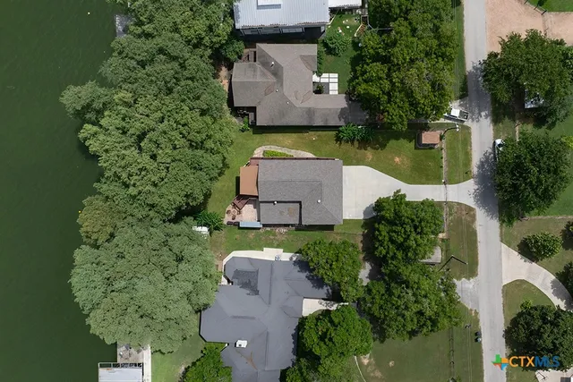 $1,194,999 | 1321 East Zipp Road, New Braunfels, TX 78130