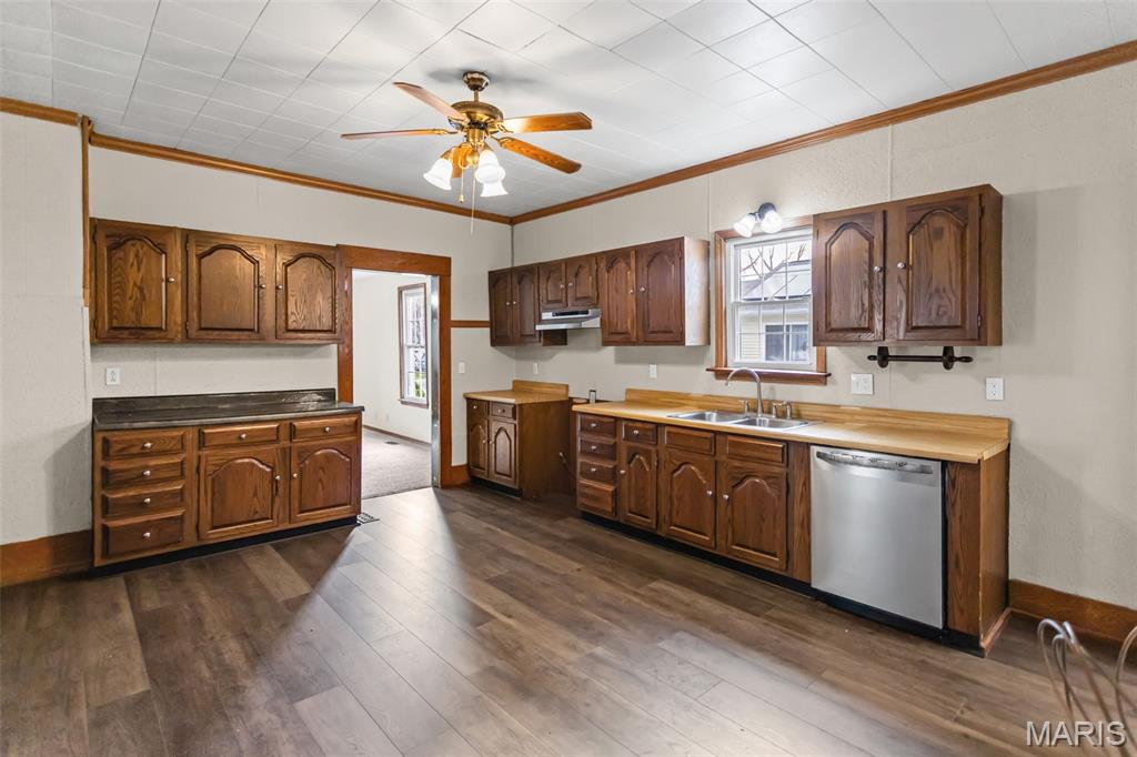 314 Highland Street Carrollton, IL 62016 - Photo 13 of 40