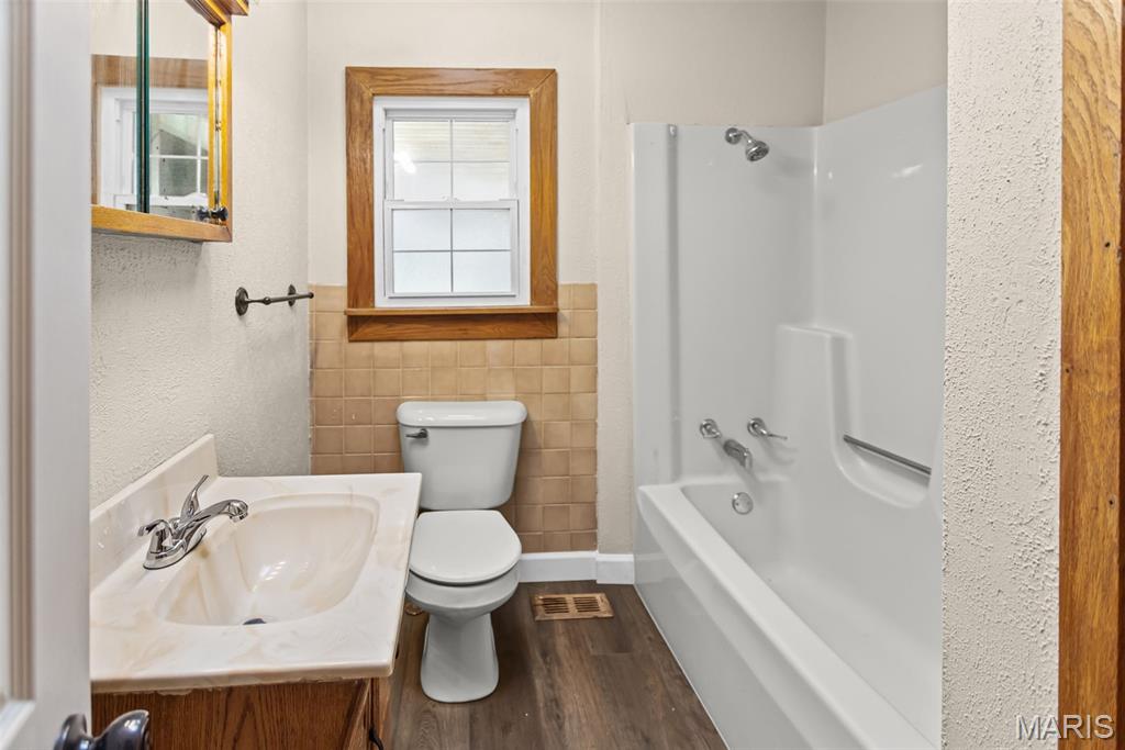 314 Highland Street Carrollton, IL 62016 - Photo 17 of 40