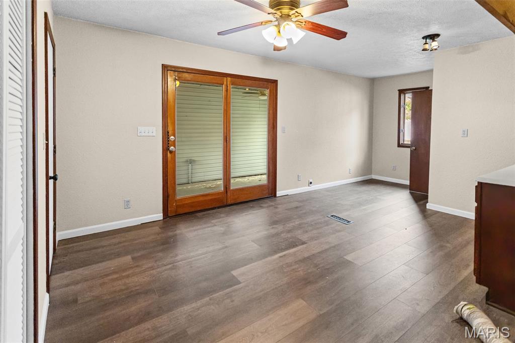 314 Highland Street Carrollton, IL 62016 - Photo 18 of 40