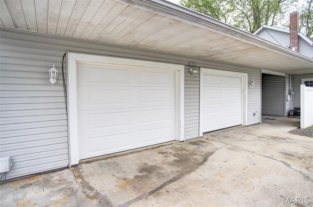 314 Highland Street Carrollton, IL 62016 - Photo 5 of 40