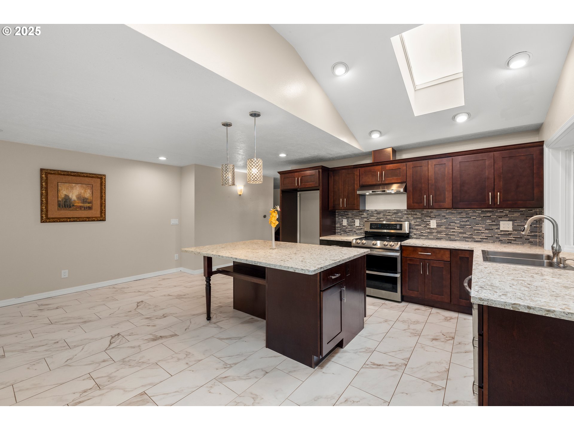 17705 Northeast Multnomah Drive Portland, OR 97230 - Photo 13 of 43 Kitchen