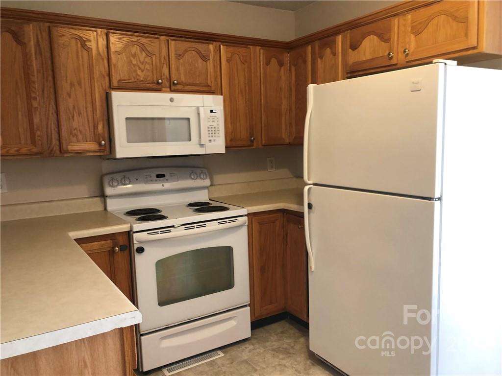 309 Windy Rush Road Kannapolis, NC 28081 - Photo 7 of 11 Gallery Image 7