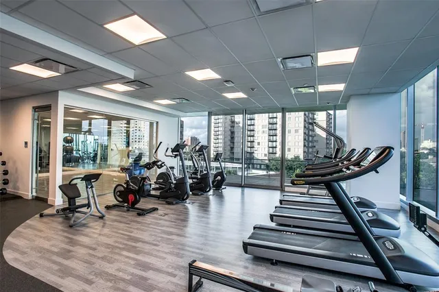 $3,099,000 | 3130 North Harwood Street, Unit 2403, Dallas, TX 75201