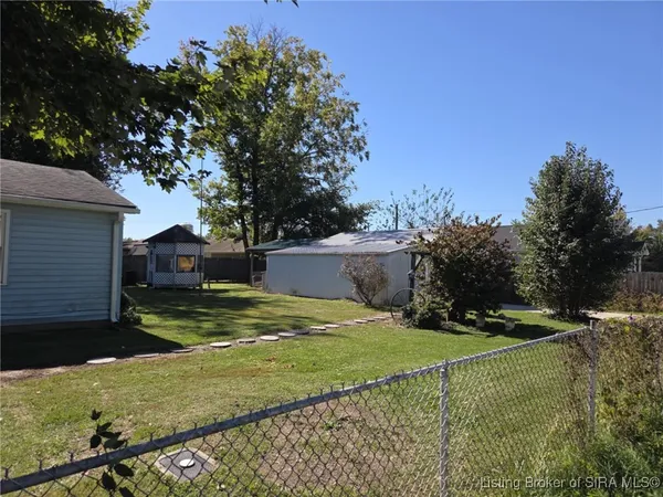$150,000 | 41 Rural Street, Austin, IN 47102