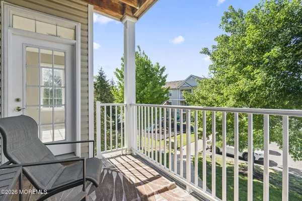 $3,250 | 327 Mill Pond Way, Eatontown, NJ 07724