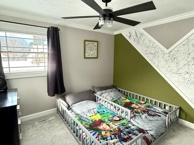 $97,500 | 804 South Victor Street, Christopher, IL 62822