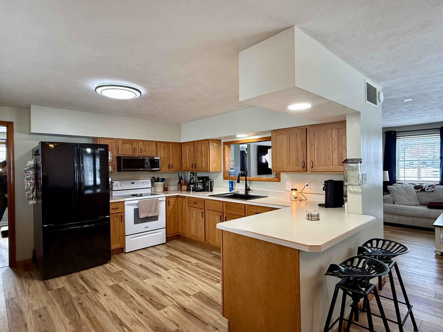 804 South Victor Street Christopher, IL 62822 - Photo 2 of 22