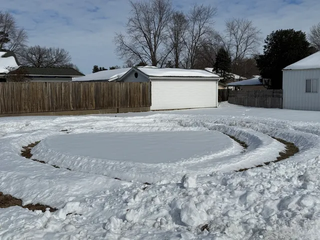 $97,500 | 804 South Victor Street, Christopher, IL 62822