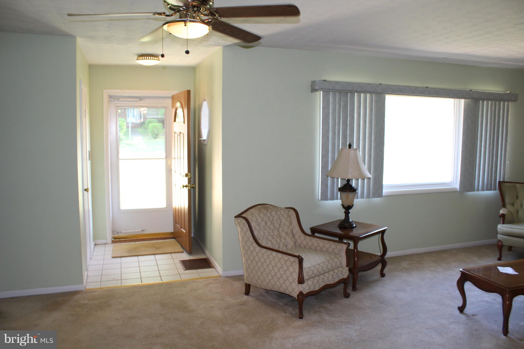 783 Queenstown Road Severn, MD 21144 - Photo 4 of 29 Living Room