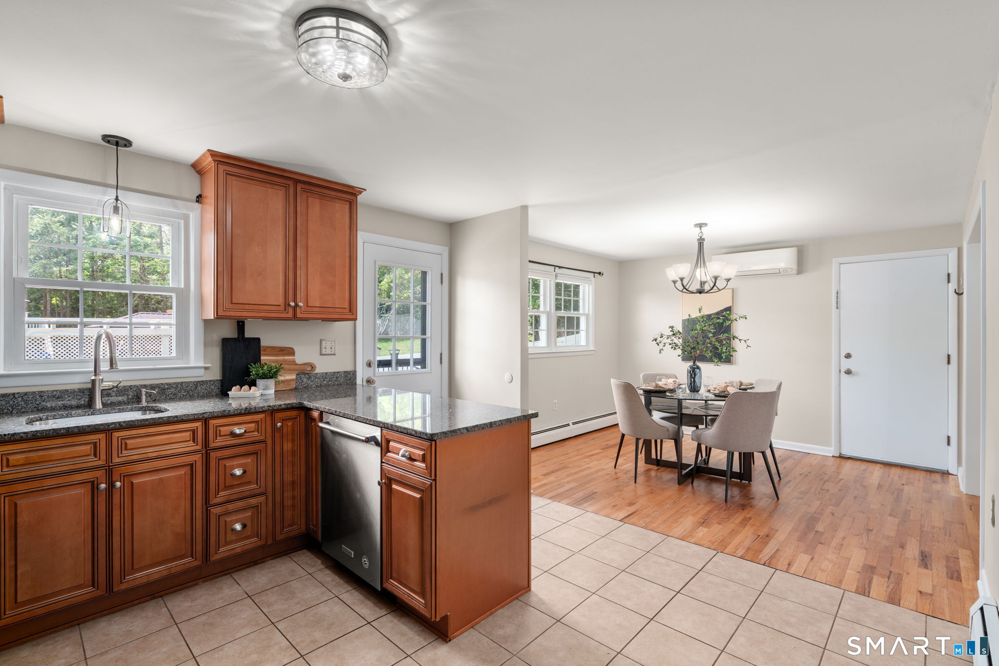 9 Gray Road South Windsor, CT 06074 - Photo 10 of 28
