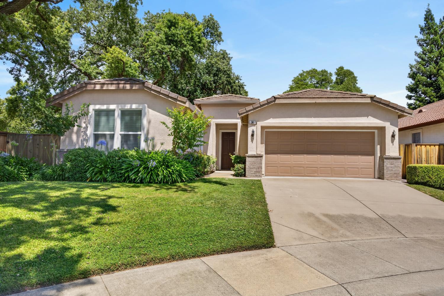 34 Riverscape Court Sacramento, CA 95833 - Photo 3 of 61