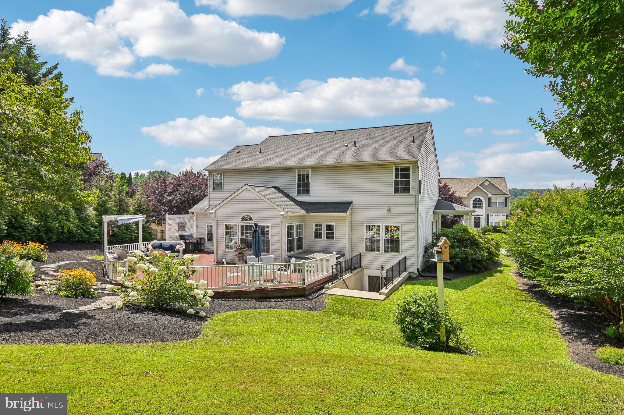 3137 Pyramid Circle Manchester, MD 21102 - Photo 40 of 55 a front view of house with yard and green space