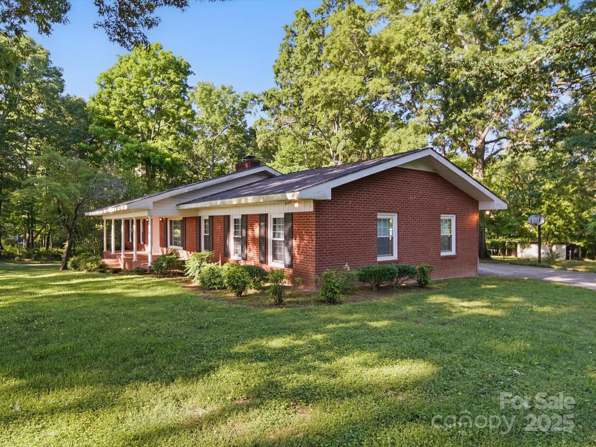 2216 Griffith Road Monroe, NC 28112 - Photo 2 of 38