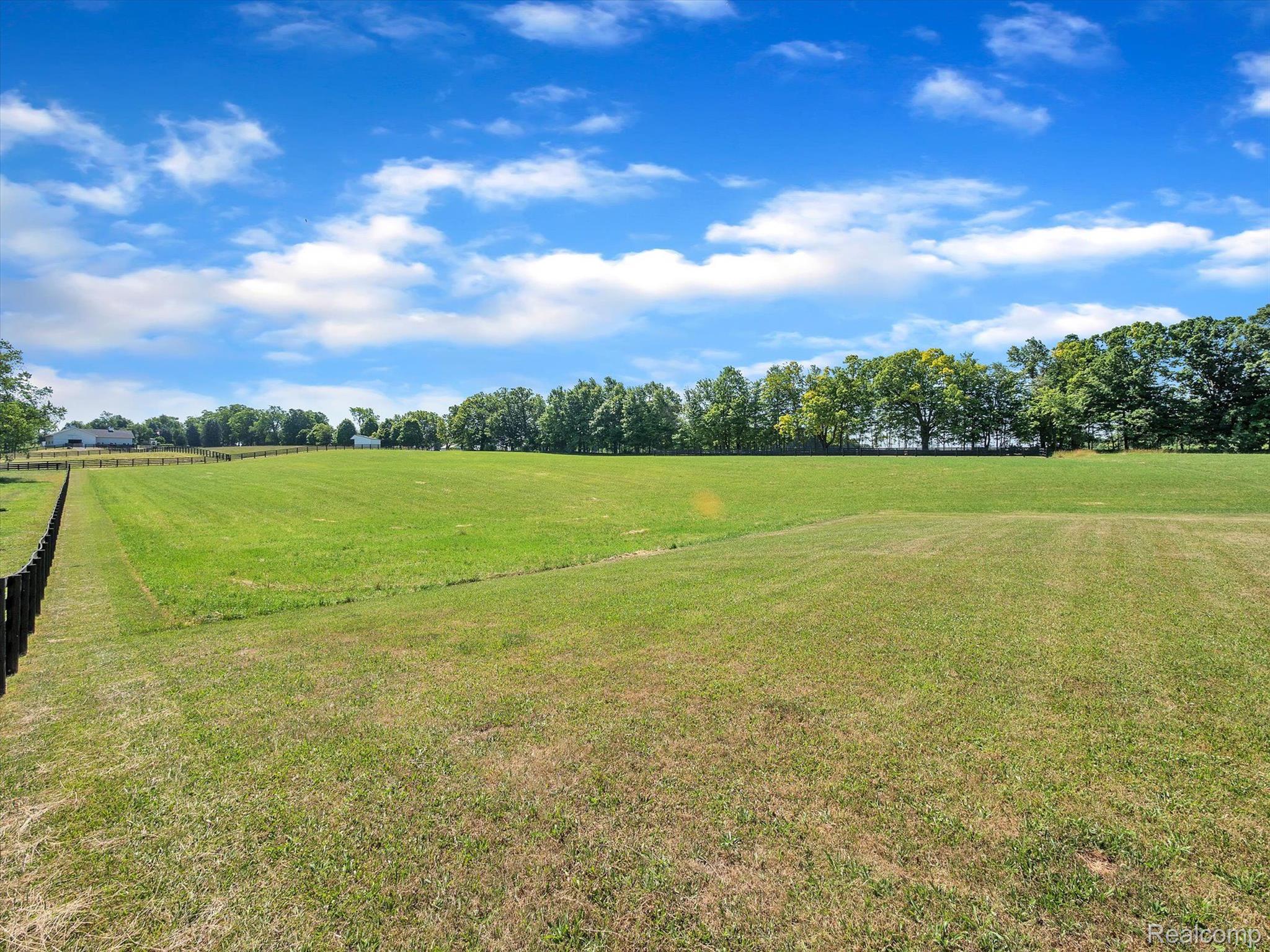 2090 Delano Road Oxford, MI 48371 - Photo 71 of 102 Gallery Image 71