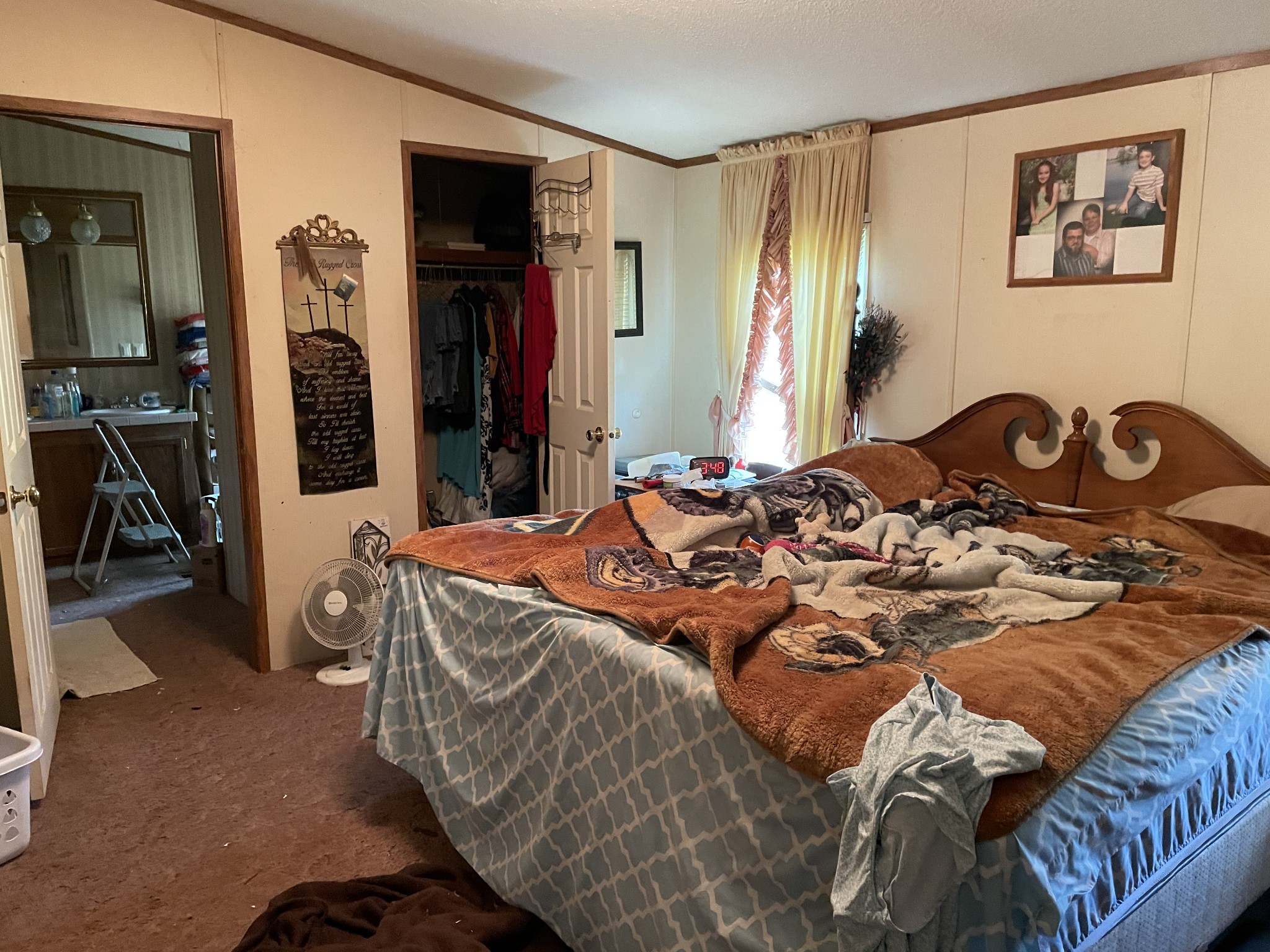 1775 Burford Road Lebanon, TN 37087 - Photo 11 of 31 a bed sitting in a bedroom next to a window