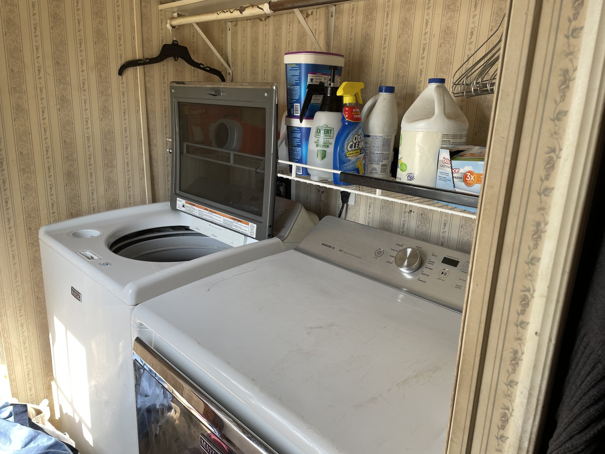 1775 Burford Road Lebanon, TN 37087 - Photo 8 of 31 a utility room with dryer and washer