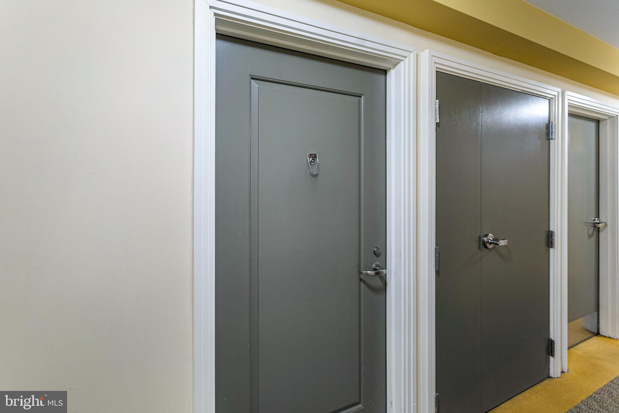 800 4th Street Southwest, Unit S425 Washington, DC 20024 - Photo 2 of 27 a view of bathroom with a elevator